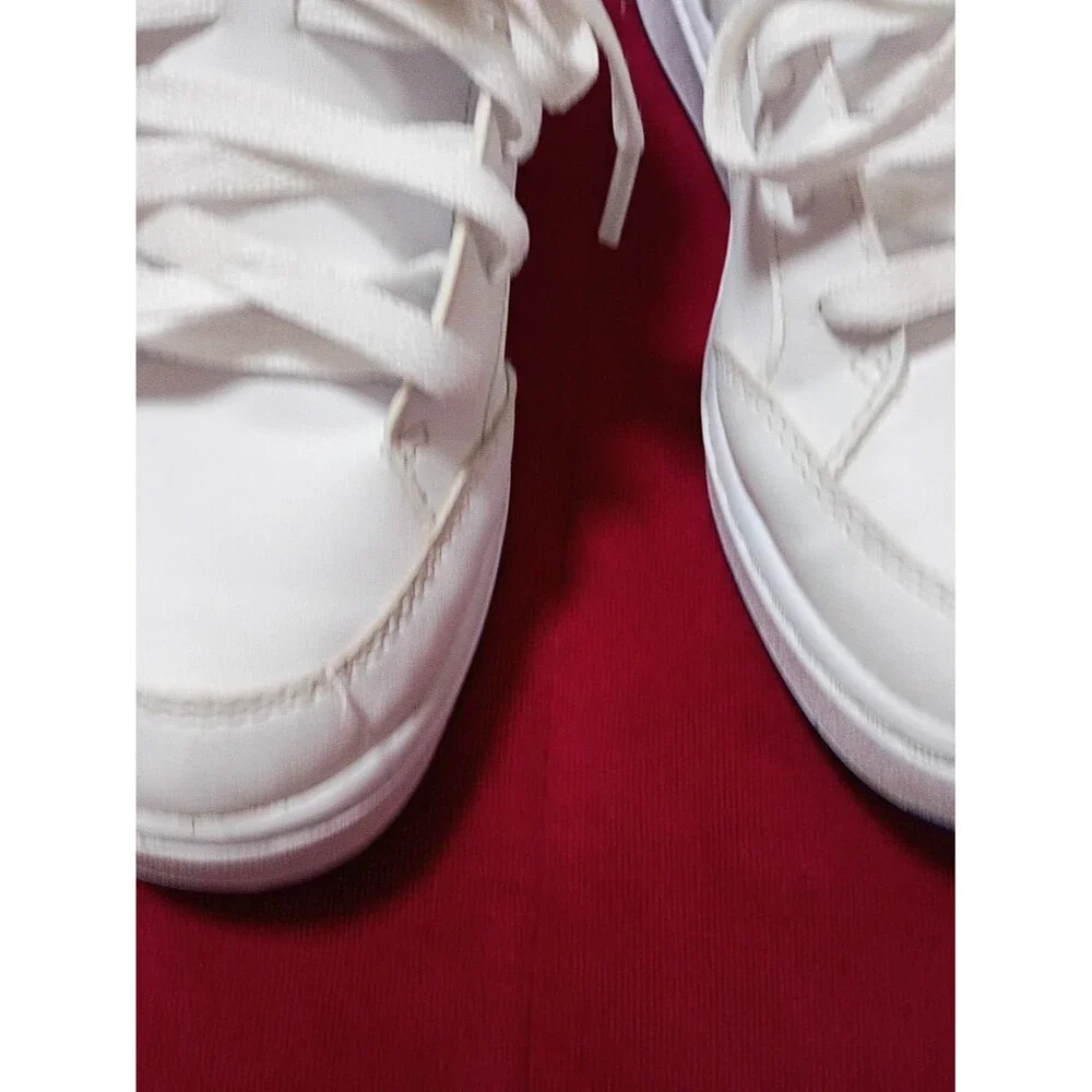 Under Armour White and Blue Kids Lace-Up Sneakers Size 5y